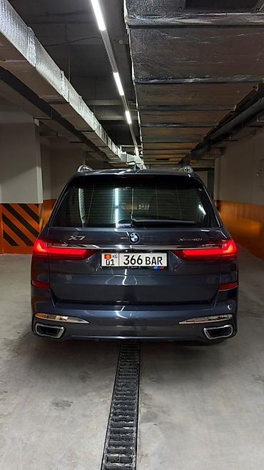 бампер м: BMW X7: 2021 г., Автомат, Бензин, Внедорожник — 3