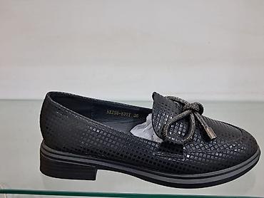 Ayaqqabılar: Məhsul: Kişi ayaqqabıları – klassik və gündəlik modellər - Rəng: qara — 51