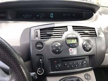 guma u rolni: RADIO CD ZA RENAULT MEGANE, SCENIC — 1