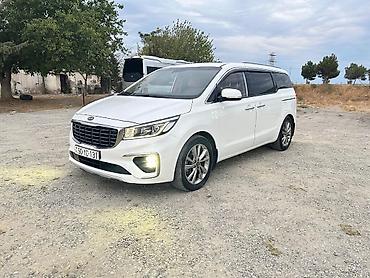 kia santafe: Kia Grand Carnival / Sedona miniven - Kuzov: ağ rəng, xrom detal və — 3