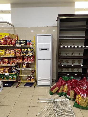Mağaza avadanlığı: Mağaza avadanlıqları satılır – komplekt. Tərkib: - Şaquli tip döşəmə — 1