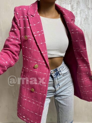 Kaputi: New,,Tweed Magical’’Blazer Velicine:46Vise Boja Dostupno Cena:3700 — 7