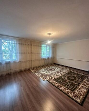 Продажа домов: Дом, 240 м², 7 комнат, Агентство недвижимости — 7