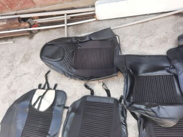 фит крыля: Чехлы Экокожа, цвет - Черный, Universal Seat cover, Б/у