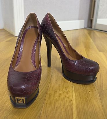 Tuflilər: Oriqinal luks brendleri Fendi, Sergio Rossi ve Zara ayaqqabıları — 3