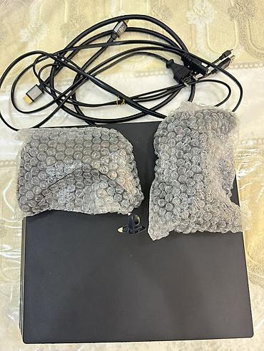 ps4 aliram: Ps 4 Pro 1 Tb Yaddaş. Satılır 2026 Mayın axırı alınıb səliqəli — 3