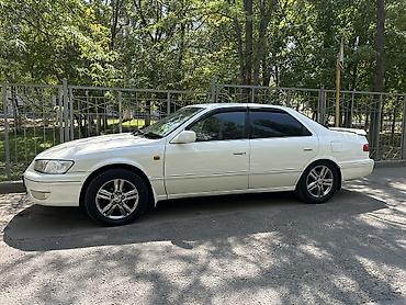 corolla 2016: Toyota Camry: 2001 г., Автомат, Бензин, Седан — 1