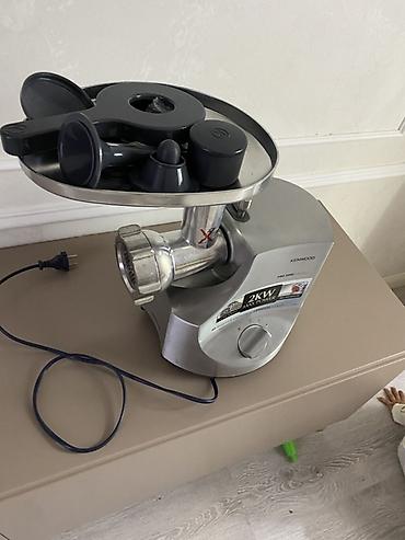 et mawini: Kenwood Pro 2000 Excel ətçəkən maşın - Maksimal güc: 2 kW (etiket — 1