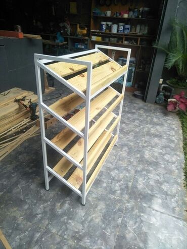 Металлические лестницы: Сварочный работа Полка для цветов Рещётка для окно и двери. Сущилка — 16