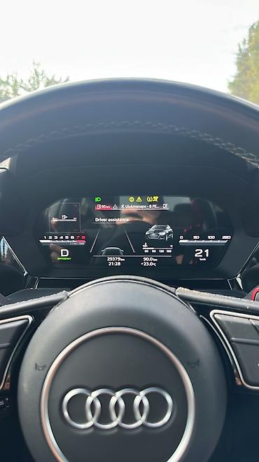 Audi: Audi A3: 2023 г., 1.5 л, Автомат, Бензин, Хэтчбэк — 6