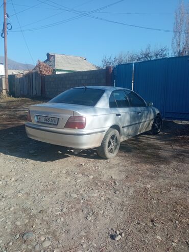 Honda: Honda Accord: 2001 г., 1.8 л, Механика, Бензин, Внедорожник