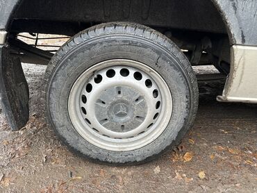 купить шины в бишкеке бу: Продаю шины зимние размер 215/65/16С
Почти новые только шины