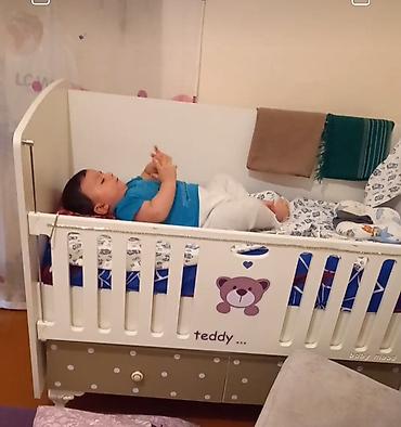 teddi: Oğlan və qız üçün, Yeni, Dördbucaq, Beşik, Dəstsiz, Matras ilə, Yellənmə mexanizmi ilə — 2
