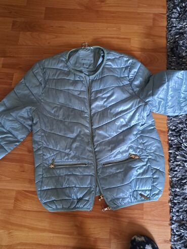 Ostale jakne, kaputi, prsluci: Zenska jakna štepana za prelazni period.Metalik svetlo tirkizna, nova na lalafo.rs — 7 Ostale jakne, kaputi, prsluci: Zenska jakna štepana za prelazni period.Metalik svetlo tirkizna, nova — 7