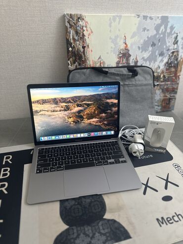 Ноутбуки: Ноутбук, Apple, 8 ГБ ОЗУ, Apple M1, 13.3 ", Б/у, Для несложных задач, память NVMe SSD