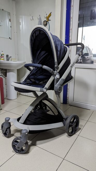ош таатан коляски: Балдар арабасы, түсү - Көгүлтүр, Колдонулган