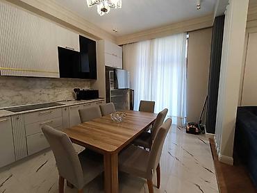 bayilda heyet evi: İcarəyə verilir 3 otaqlı yeni tikili 120 m², Ağ şəhər q. 2 500 AZN/ay — 4