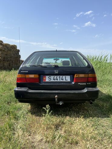 Honda: Honda Accord: 1994 г., 2 л, Механика, Бензин, Универсал