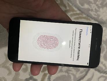 ipod classic: IPhone 8, Б/у, 64 ГБ, Black Titanium, Защитное стекло, Чехол, 83 % — 2