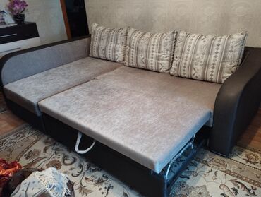 Полки для обуви: Угловой диван "Лина" б/у, стенка новая, полка для обуви новая — 9