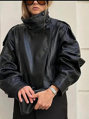 Qadınlar üçün oversize dəri gödəkçə - Rəng: qara -Ölçü: S - Material lalafo.az -da Qadınlar üçün oversize dəri gödəkçə - Rəng: qara -Ölçü: S - Material