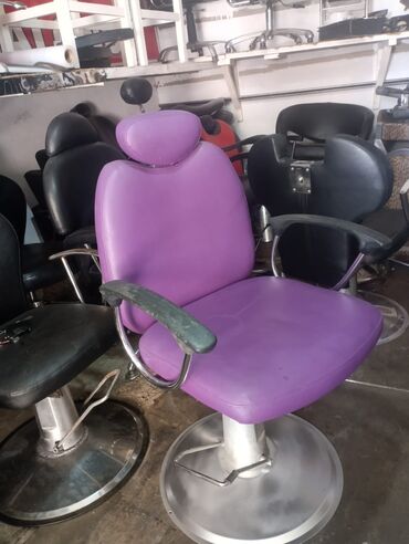 Salon, tibbi kreslolar: Salon kreslosu satilir 160azn.Hec bir problemi yoxdu.Unvan lalafo.az -da Salon, tibbi kreslolar: Salon kreslosu satilir 160azn.Hec bir problemi yoxdu.Unvan