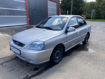 генератор на киа рио: Серебристый седан Kia Rio, идеально подходящий для городских поездок и