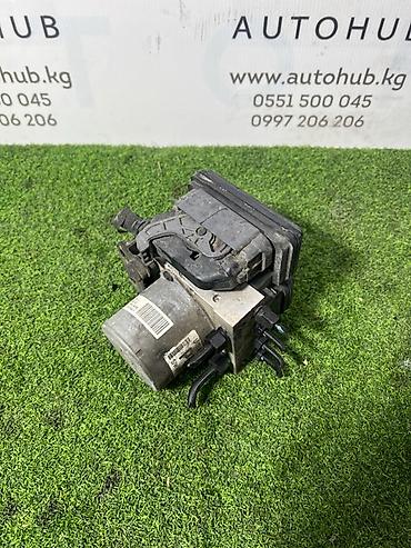 deepal so7: Блок ABS Hyundai 2017 г., Б/у, Оригинал, Корея — 1