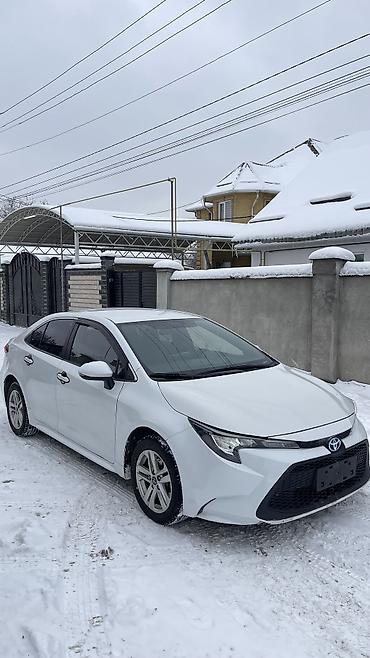 Toyota: Toyota Corolla: 2020 г., 1.8 л, Вариатор, Гибрид, Седан at lalafo.kg — 4 Toyota: Toyota Corolla: 2020 г., 1.8 л, Вариатор, Гибрид, Седан — 4