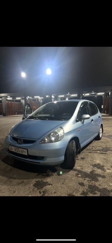 мерс автомобиль: Honda Jazz: 2001 г., 1.5 л, Автомат, Бензин, Хетчбек