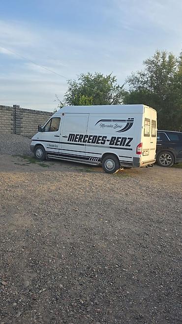 sprinter 315: Срочно продается Mercedes-Benz Sprinter фургон, белый, средная база и — 3