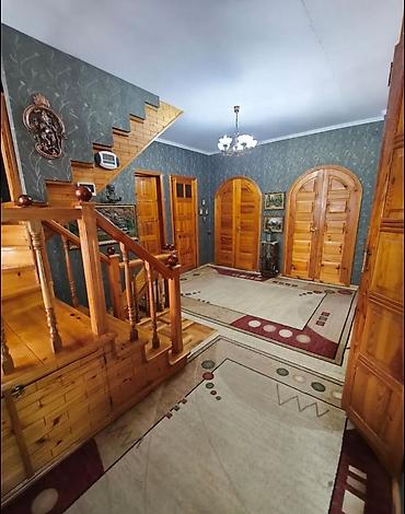 Дома: 💰 Цена: 570 000 $ 📐 Общая площадь дома: 655 м² 🌳 Участок: 5,5 соток — 10