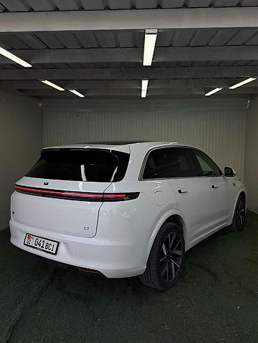lend kruzer 200: Lixiang L7: 2023 г., 1.5 л, Вариатор, Гибрид, Кроссовер — 4