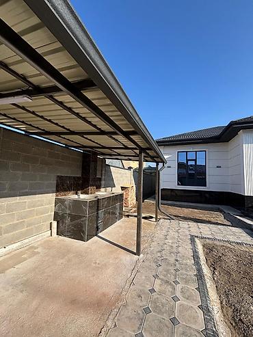 Продажа коттеджей и домов: 🏡 Продаётся дом в Ак-Ордо 📍 Район: Ак-Ордо 🏠 Площадь дома: 130 м² 📐 — 6