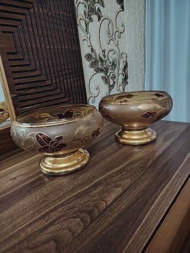 Qızılı şüşə dekorativ qablar – 2 ədəd dəst - Material: qalın şüşə