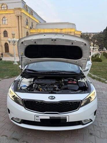 Kia: Kia Cerato: 1.6 l | 2017 il Sedan -da lalafo.az — 9 Kia: Kia Cerato: 1.6 l | 2017 il Sedan — 9