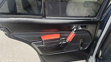 190 pribor: Mercedes-Benz 190 (W201): 1.8 l | 1990 il Sedan — 3