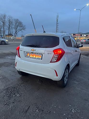 Chevrolet: Chevrolet Spark: 2017 г., 1 л, Вариатор, Бензин, Хэтчбэк — 9