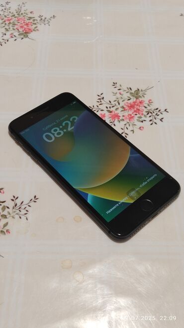 купить айфоны оптом: IPhone 8 Plus, Б/у, 256 ГБ, Черный, Чехол, 100 %