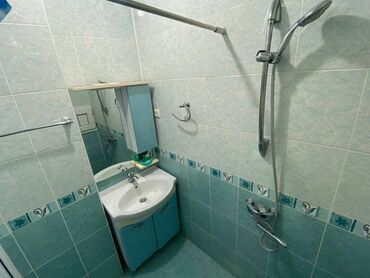 Uzunmüddətli kirayə mənzillər: 9-mikrorayonda 16 mərtəbəli binanın 11-ci mərtəbəsində 3 otaqlı mənzil — 9