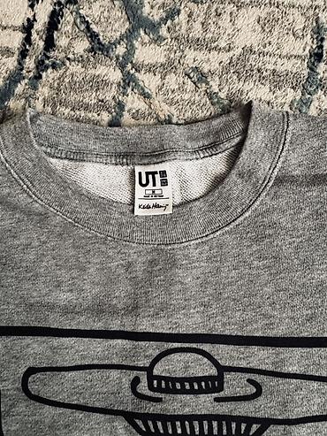 acne studio: Свитшот Uniqlo UT x Keith Haring

- Цвет: серый — 2