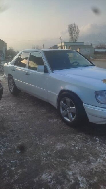 мерседес 124 кузов: Mercedes-Benz E-Class: 1990 г., 2 л, Механика, Бензин, Седан