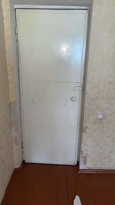 standing mirror: Шкаф-купе с зеркальной центральной створкой - Трёхстворчатая — 3