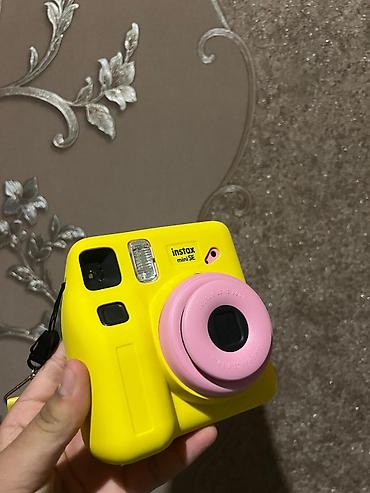 Техника и электроника: Fujifilm Instax mini SE (розовый) — моментальная камера с печатью — 4