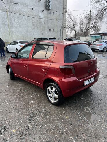 тайотта ярис: Toyota Yaris: 2001 г., 1.3 л, Механика, Бензин, Хетчбек