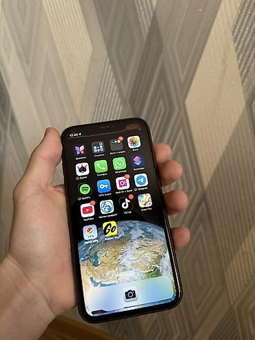 11й iphone: IPhone 11, черный цвет корпуса. Характеристики и особенности: - Экран — 6