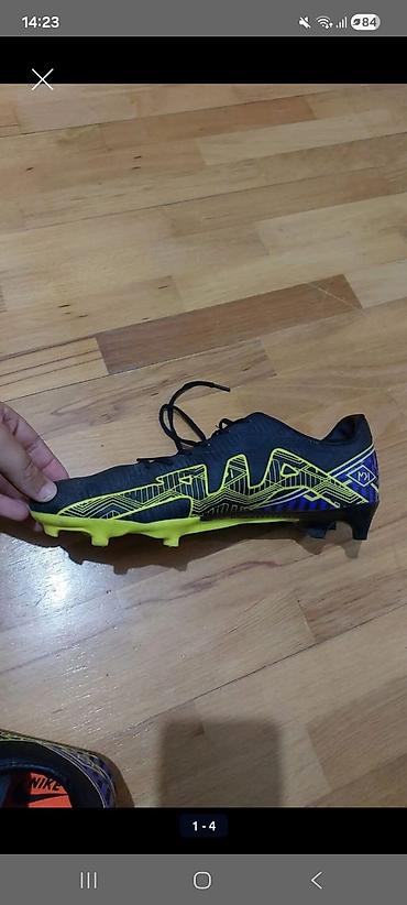 butslar 42: Nike futbol buts. Ideal veziyyetdedir, sekilde de gorsenir, 1-2 defe — 3