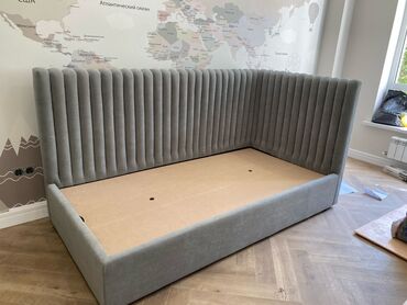 Швеи: Срочно требуется швея по мягкой мебели,с опытом работы, ответственный — 12