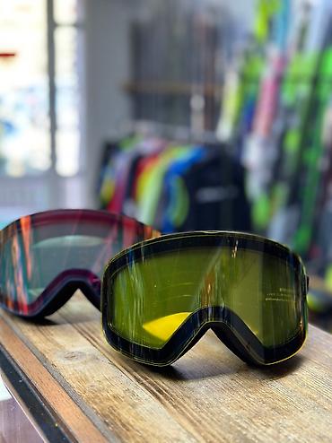 Маски, очки: Горнолыжные маски. 🔸Взрослые 🔸женские 🔸детские 🔸подростковые Цена — 19