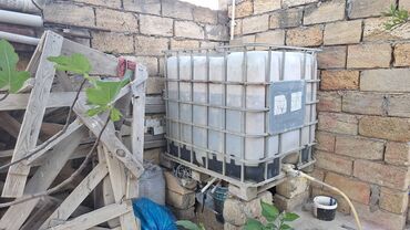 su çəni satılır: Bak, Plastik, 1000 l l, İşlənmiş, Ünvandan götürmə